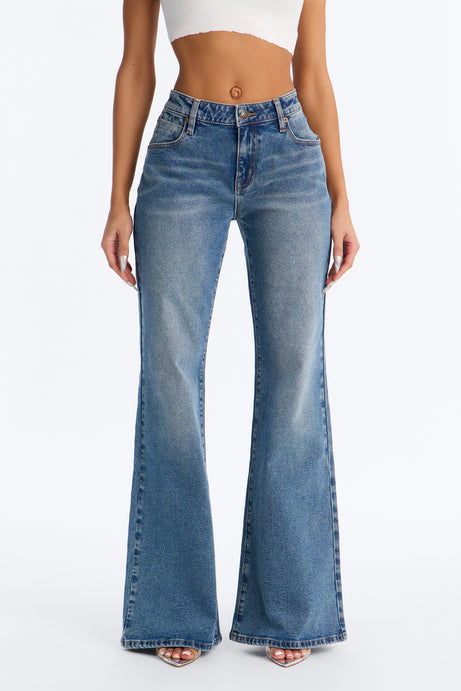 Between Takes Stretch Loose Flare Jeans - Dark Wash.