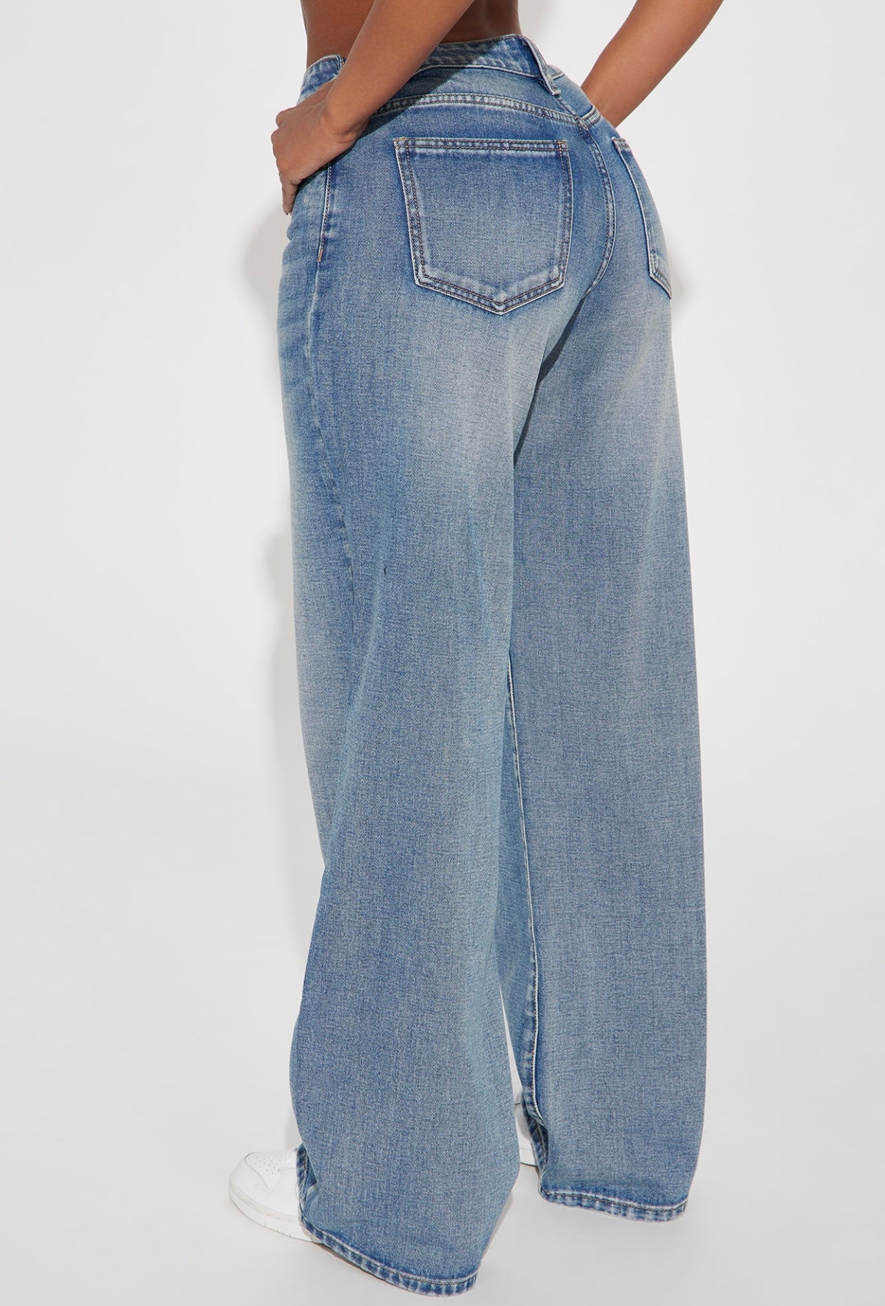 Fashionnova Low Slung Straight Leg Non Stretch Jeans - Medium Wash