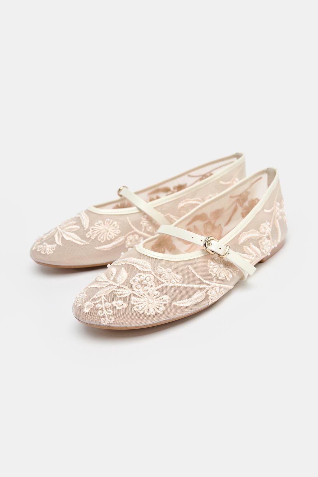 EMBROIDERED MESH BALLERINAS