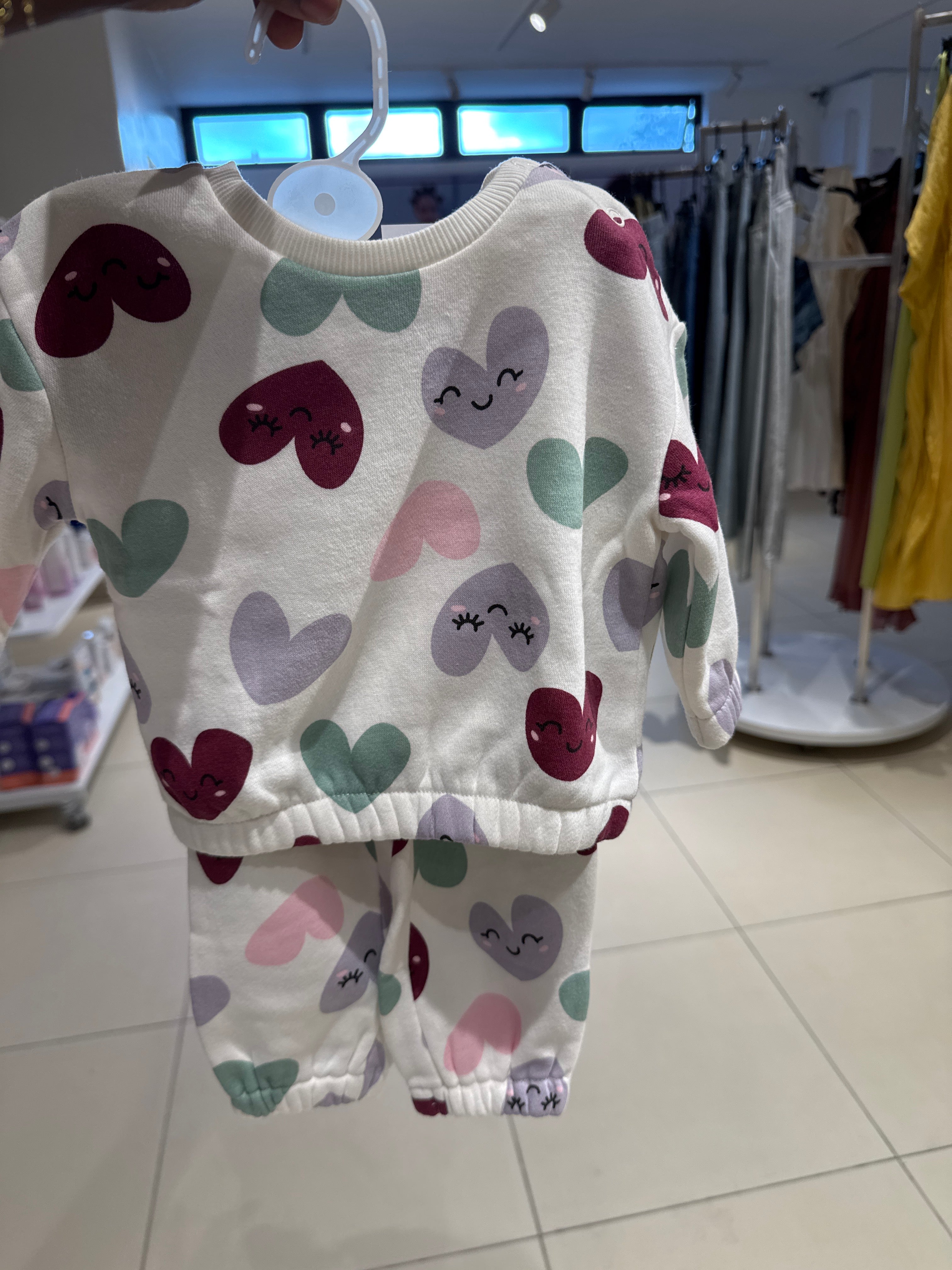 Heart Sweeatshirt And Joggers