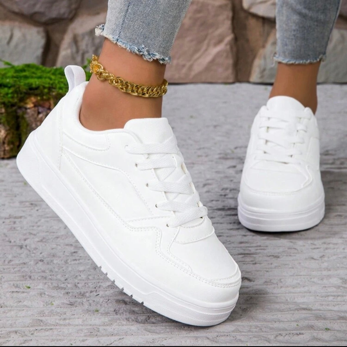 Women Fashion Low-Top Casual Shoes, Versatile Lace-Up White Sneakers