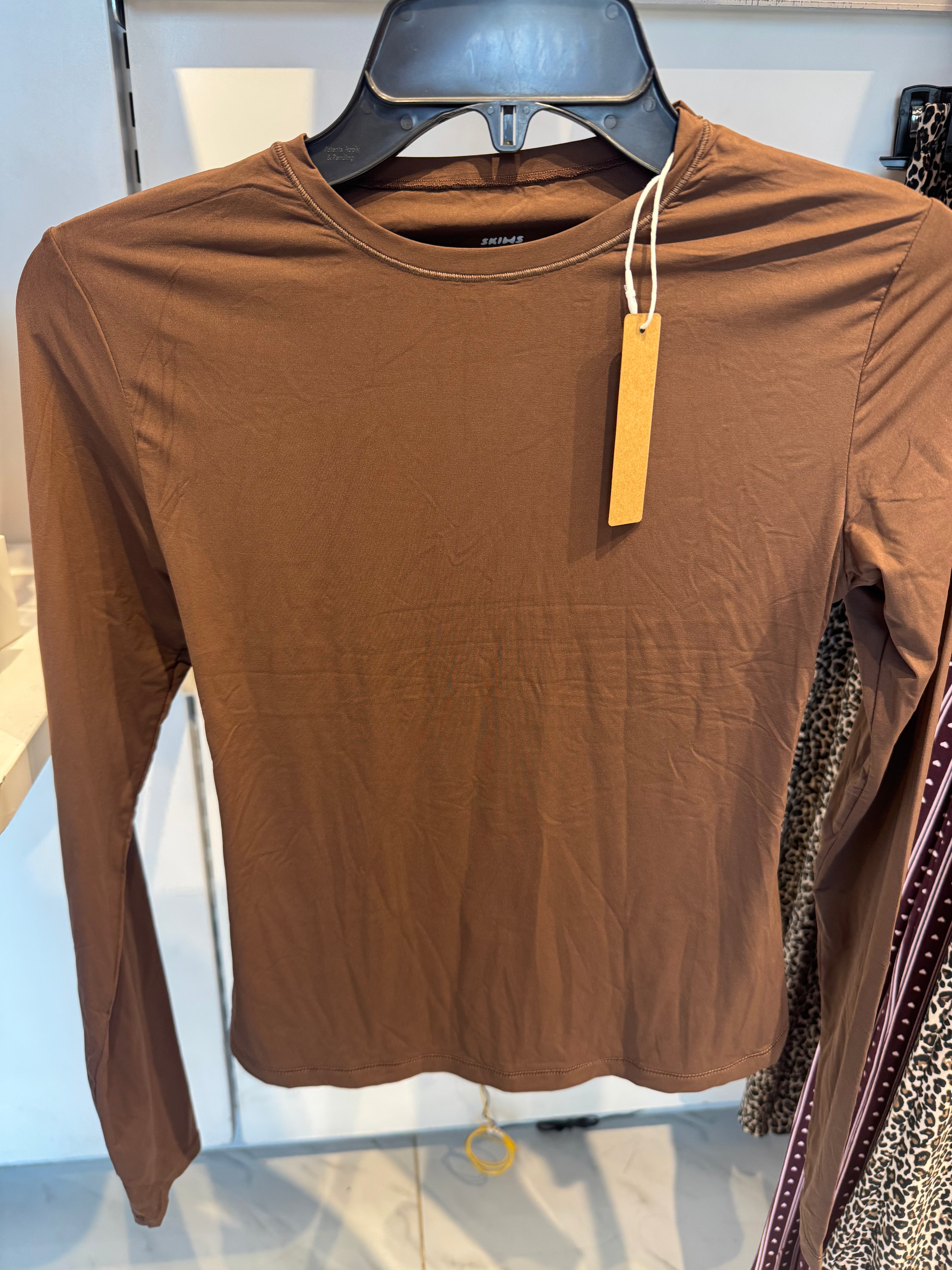 Skims coffee brown top