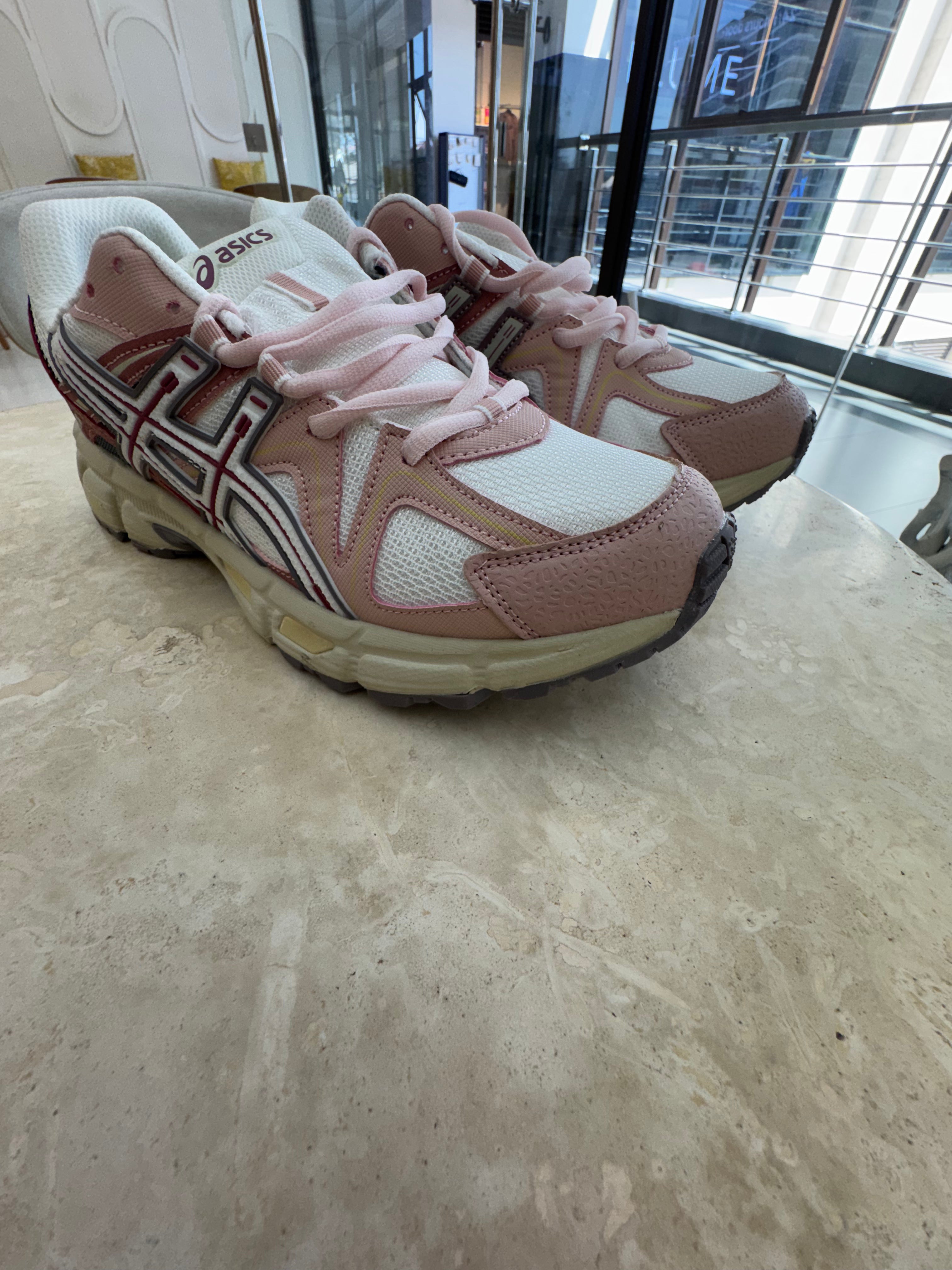 AISCS gel-kahana 8 sneakers