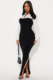 Contrast Sweater Maxi Dress